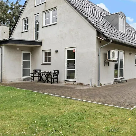 別荘 Stunning In Harboore With Wifi *