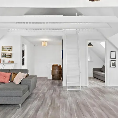 بيت للعطل Stunning In Harboore With Wifi هاربور